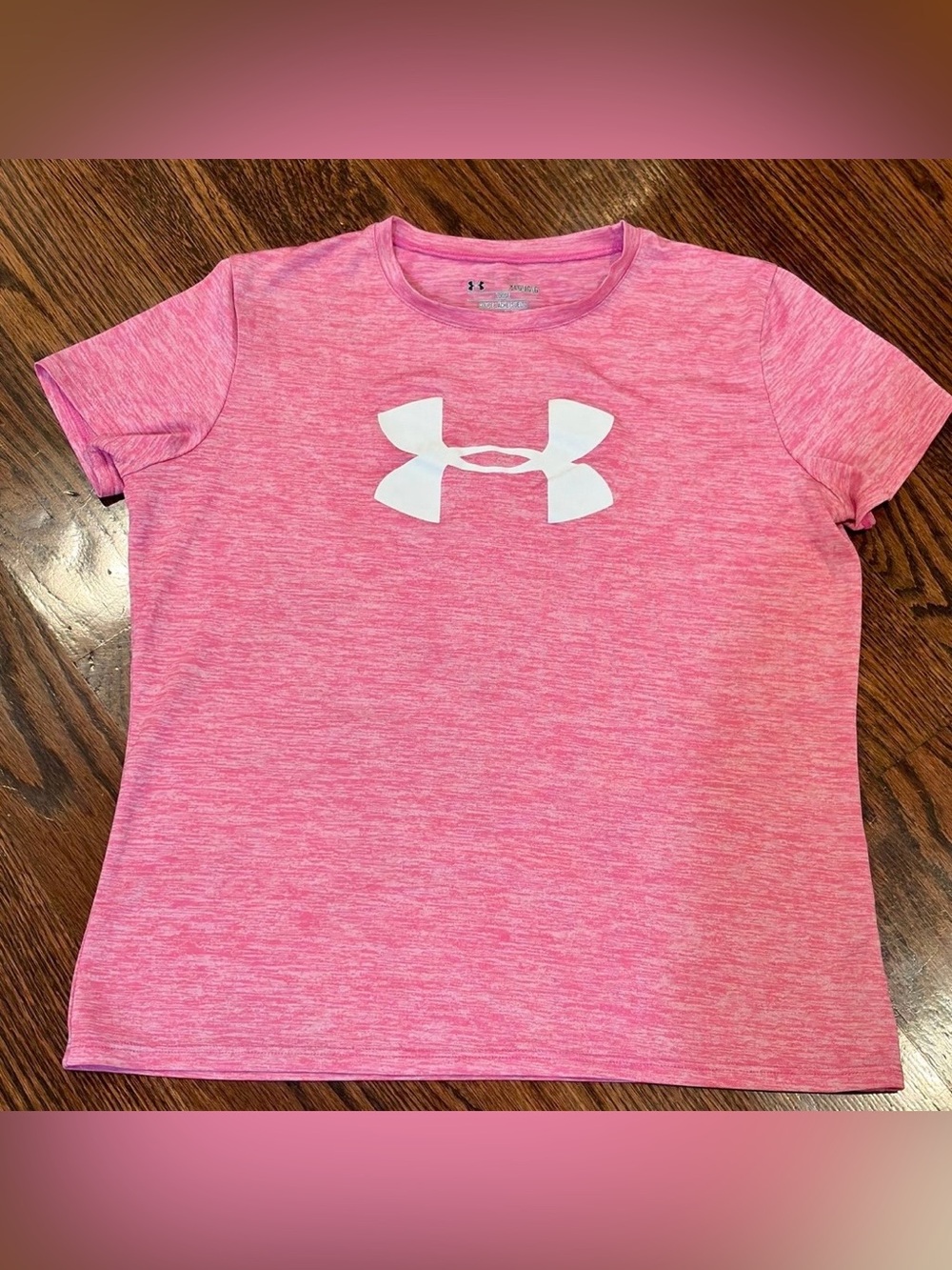 Under Armour Heat Gear Loose Fit Short Sleeve Pink T-Shirt Girls Size Large